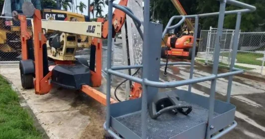 5AE1C593FC385ED4E39A21B4AEE070F4